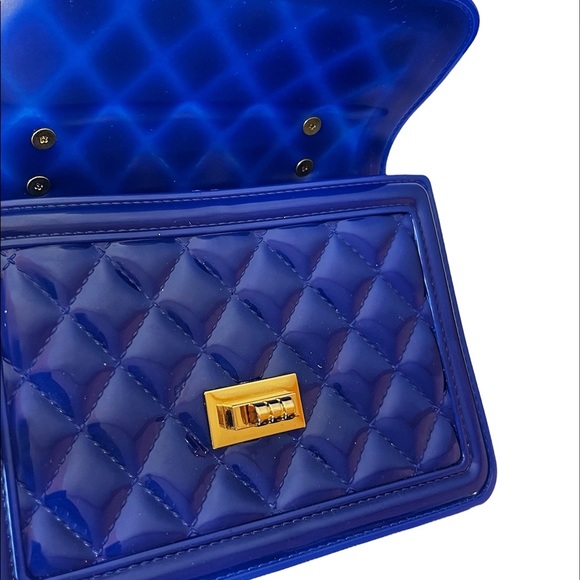 Mini Chain Bag - Picture 4 of 6